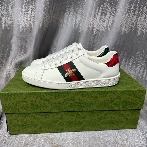 White Sneakers with Red and Green Stripe - Picture 1 of 6